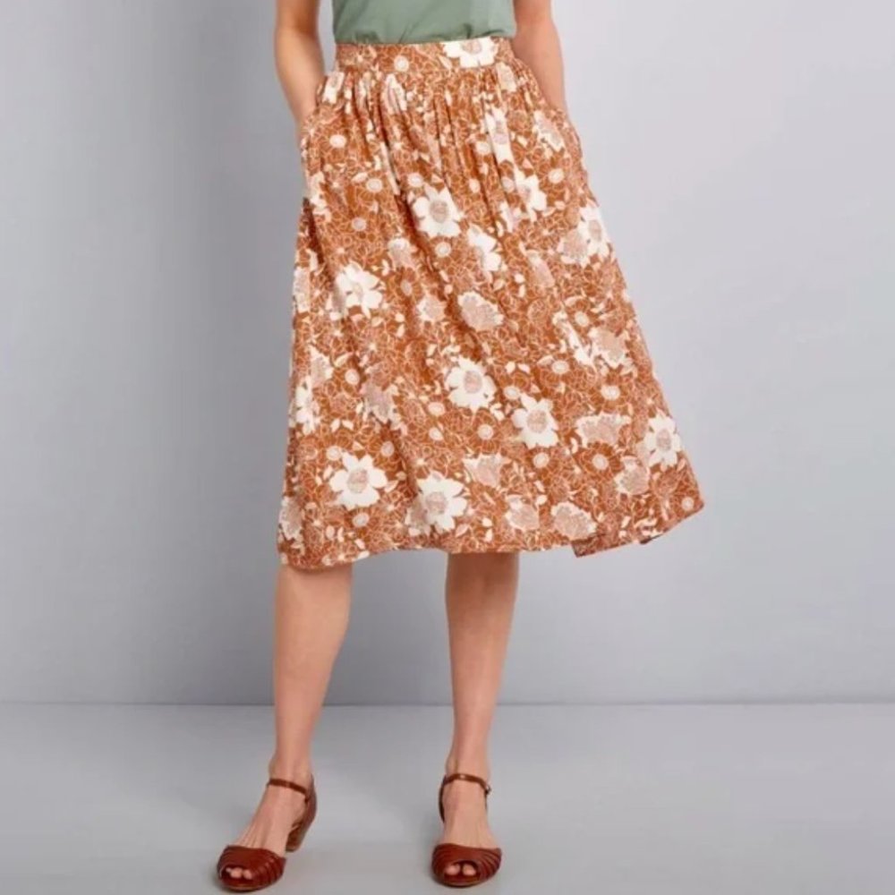 MODCLOTH Size S Brown & White Floral Midi Skirt with Pockets